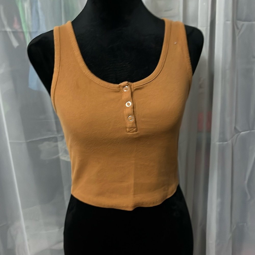 cropped tank